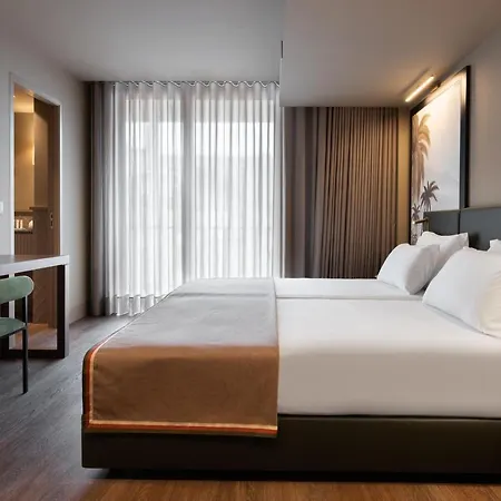 Hotel Exe Essenzia Oporto