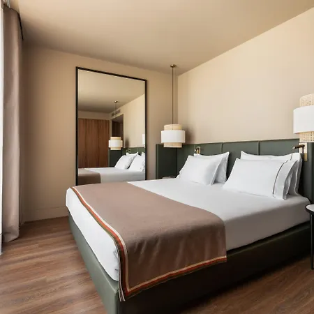 Hotel Exe Essenzia Oporto